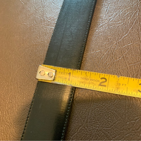 Vintage Dior Reversible Black And Brown Leather Belt. - Picture 10 of 10